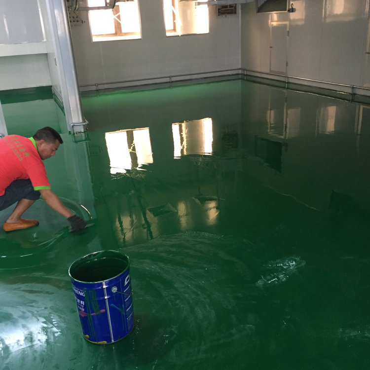 環氧地坪漆施工中